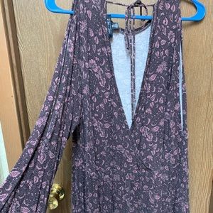 American Eagle Outfitters Tops - American Eagle Cold Shoulder top American Eagle Outfitters Tops - American Eagle Cold Shoulder top